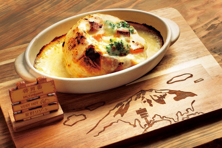 名物は谷川岳パングラタン1400円。