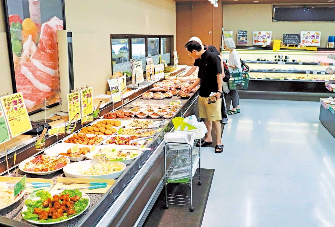 こだわり牛肉＆馬刺しの牧場直営店のスーパー、長野県『新鮮屋オタギリ』は「手造り惣菜バイキング」も魅力！