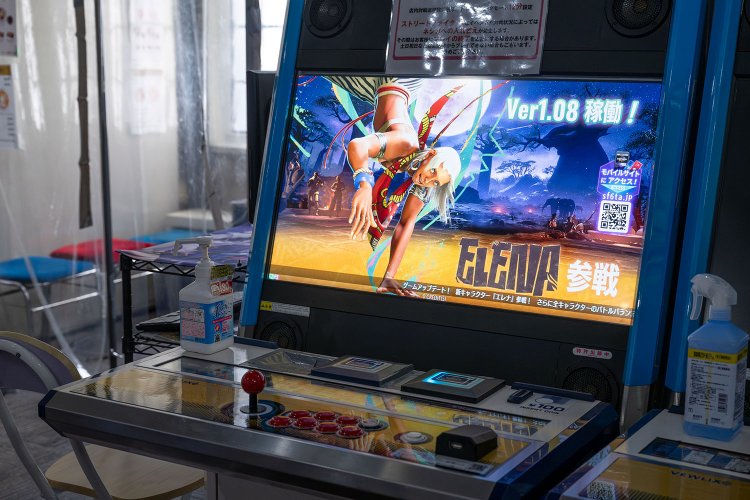 取材時、『ストリートファイター6』が稼働していた。最新ゲームを体験できるのもゲーセンの魅力。