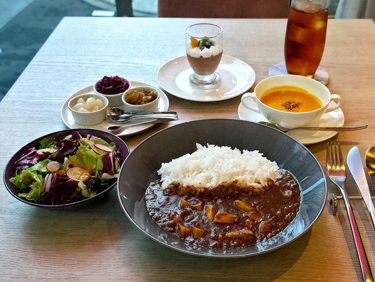 ライトプレートセット3300円。