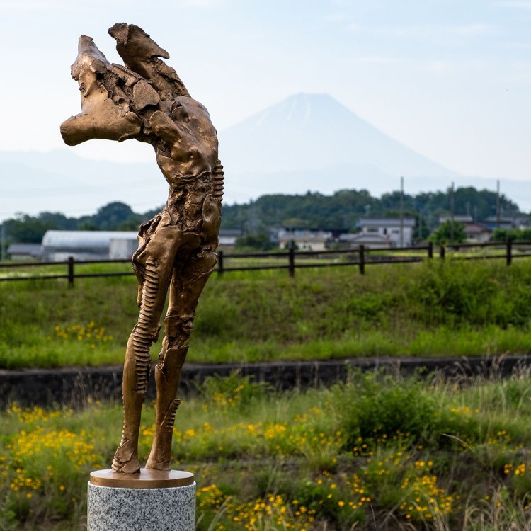 富士山を背にした斬新な作品にも注目！