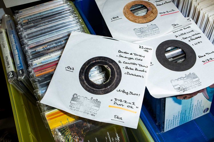 【散歩の達人】Coco-isle-Music-Market_2