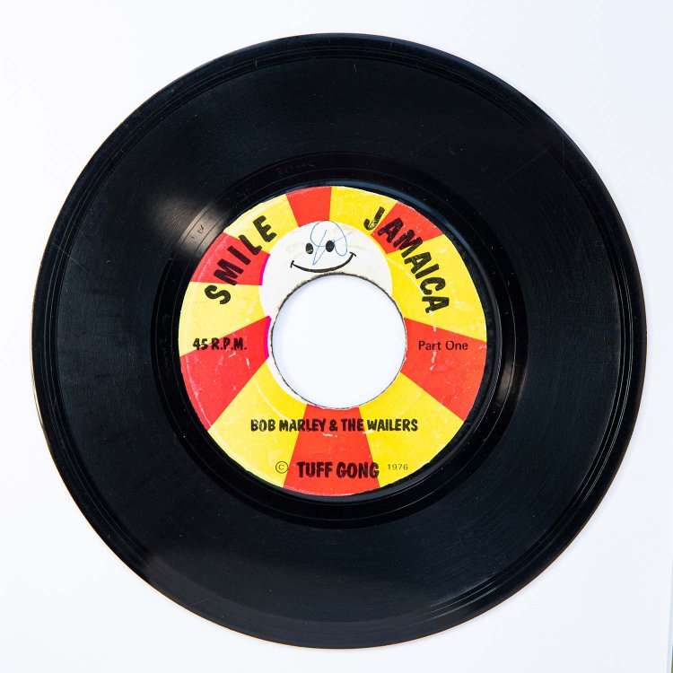 【散歩の達人】Coco-isle-Music-Market_4