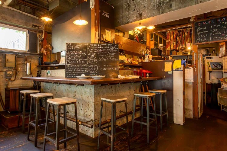 「高円寺にあった頃から知っていたお店です」（矢川さん）。