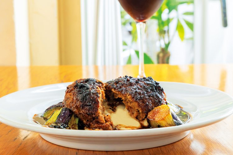 独自の配合で完成させたチーズがたっぷり。