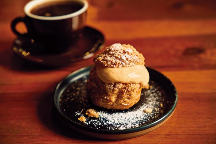 サクサク生地のsovのクッキーシュー495円。