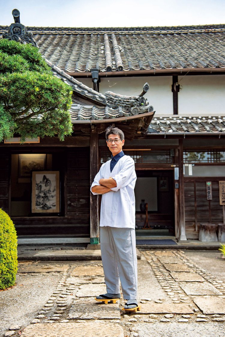 主人の兒玉泰賞さん。