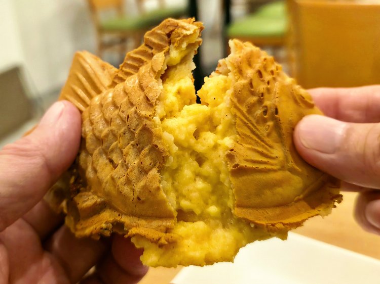 濃厚カスタード鯛焼き。