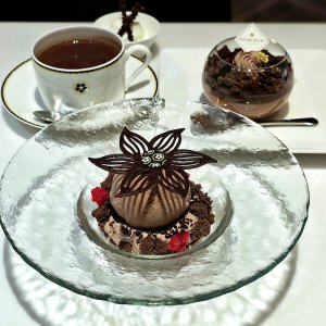 ショコラ界のレジェンドの店『パスカル・ル・ガック 東京』の絶品スイーツ〜黒猫スイーツ散歩 赤坂編7〜