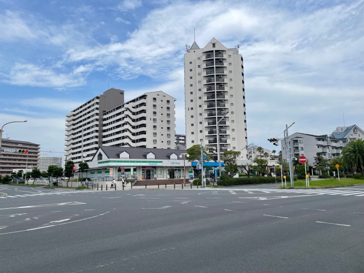 浦安マリナイースト21フォーラム海風の街。