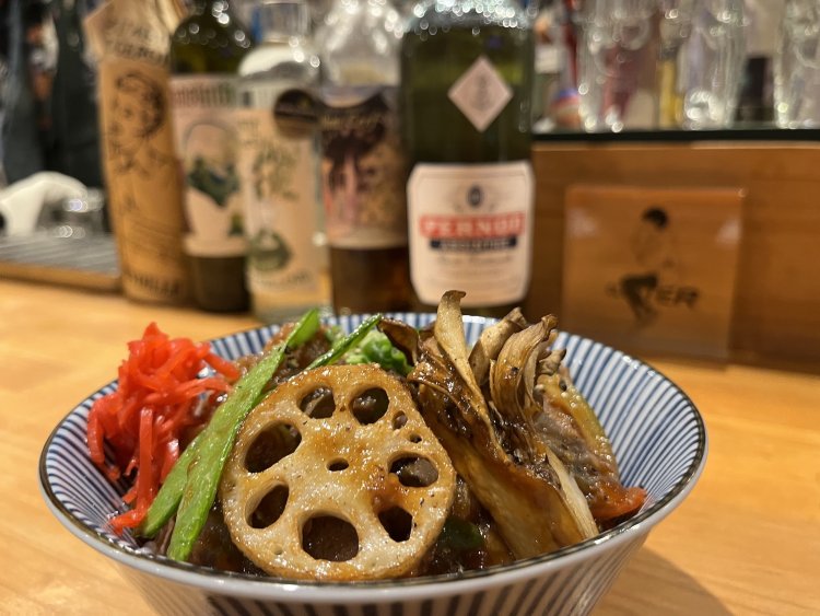 クラフトビールとジビエ 地産地消Cafe&Bar Cluster（クラフトビールとジビエ カフェアンドバー　クラスター）