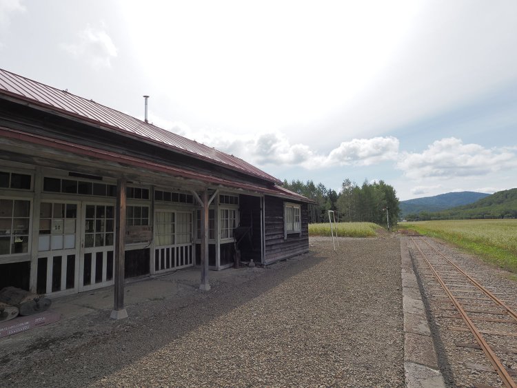 モニュメントとして線路が敷設され現役時代を思い出す。