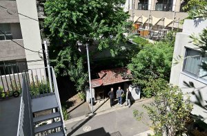 【散歩の達人】人が湧く谷_1