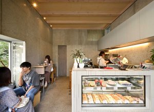 【散歩の達人】人が湧く谷_10