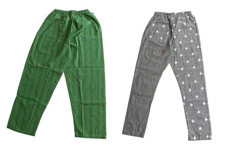 現代風MONPE。右1万4300円。左1万2100円。