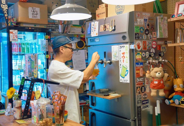 【散歩の達人】Livin'Large-BEER&Gallery_1