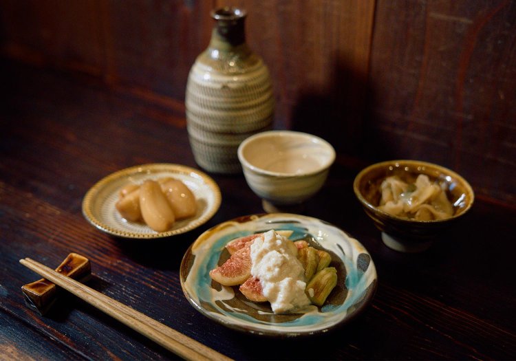 旬の食材などを使った一品料理500円～が日替わりで15品ほど。