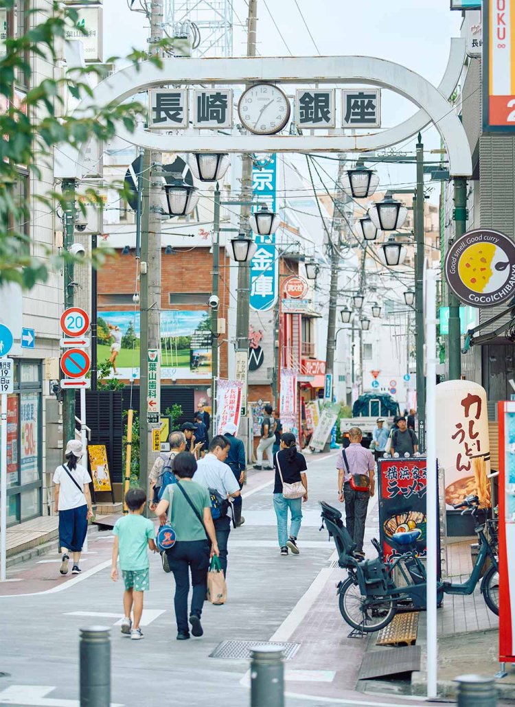 南口エリアの顔である「長崎銀座商店会」。