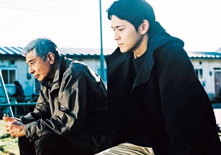 （C）2025「港のひかり」製作委員会