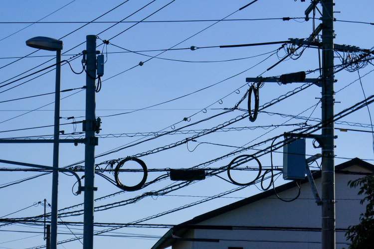 山口の通信線はトトロの顔っぽい。