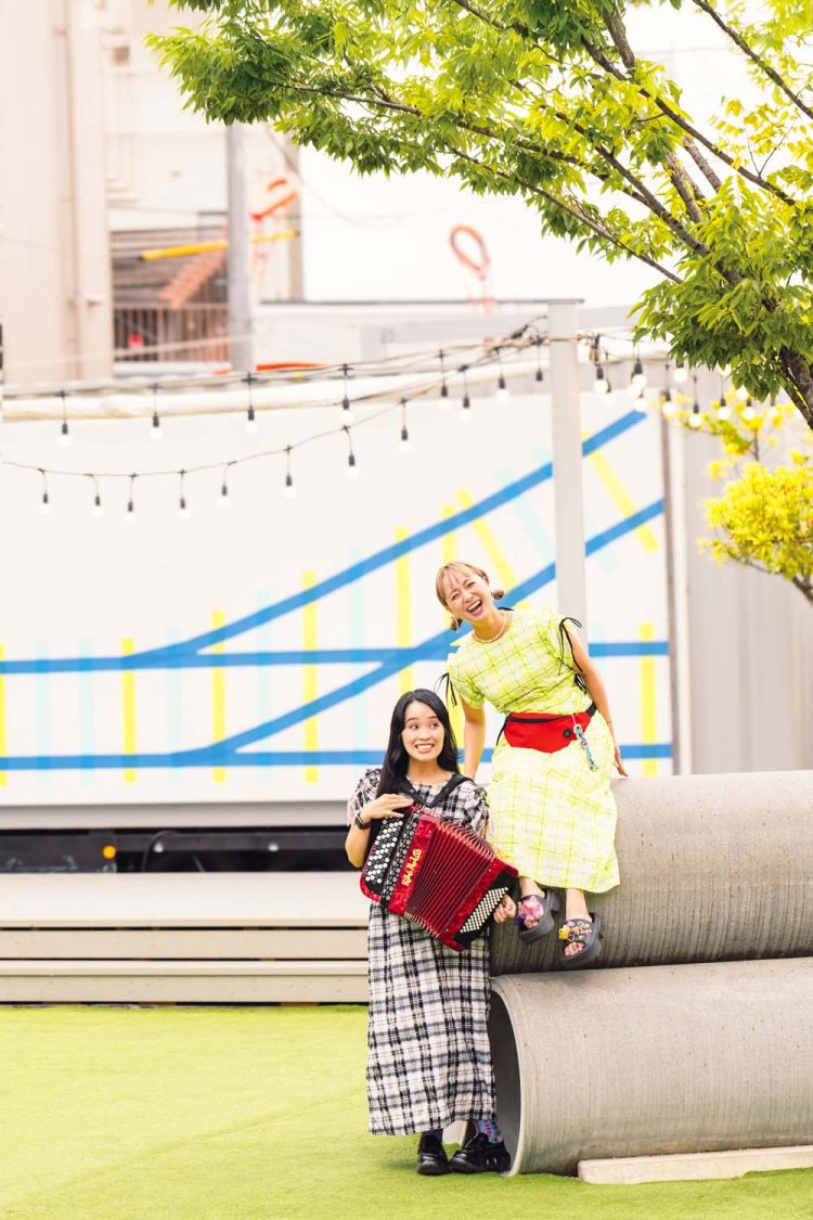 2022年から毎年春と秋に「ブタ音楽祭」を開催している、『下北線路街 空き地』にて。