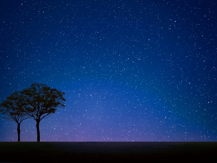 夜空にまたたく星は美しいが、強い冷え込みには気を付けて（画像＝写真AC）。