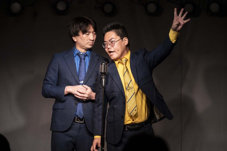 取材時の「打倒NEET芸人ライブ」出場芸人、ハマトラ。