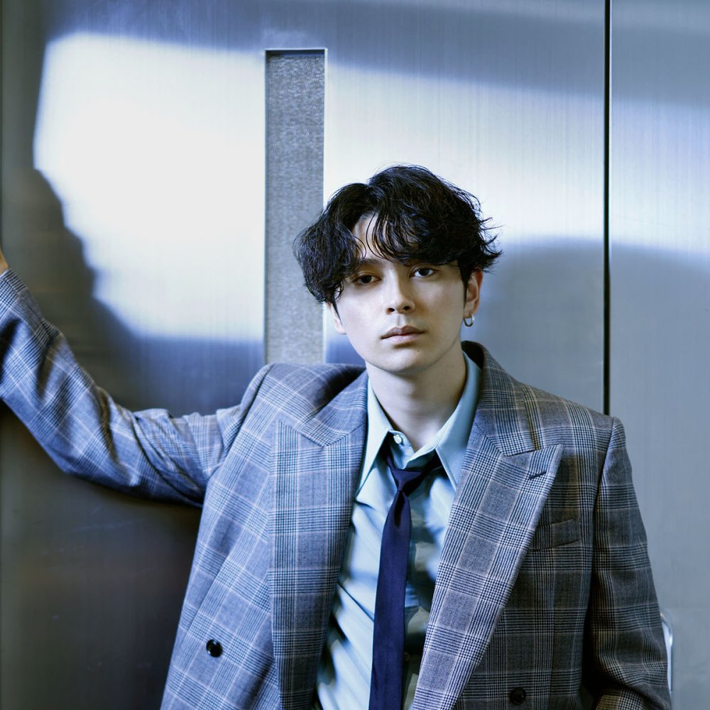 眞栄田郷敦『港のひかり』インタビュー。自分を犠牲にしてもいい——そう思える人に出会えるのは素敵なこと