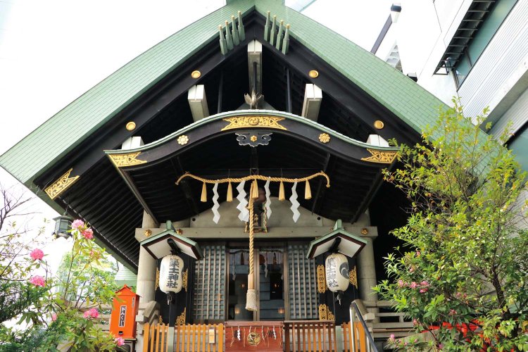 築土神社