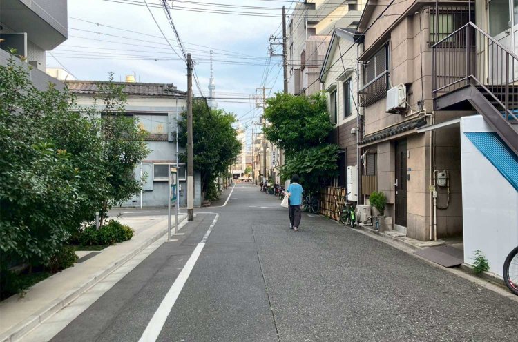 【散歩の達人】手塚理美ガチロケハン_7