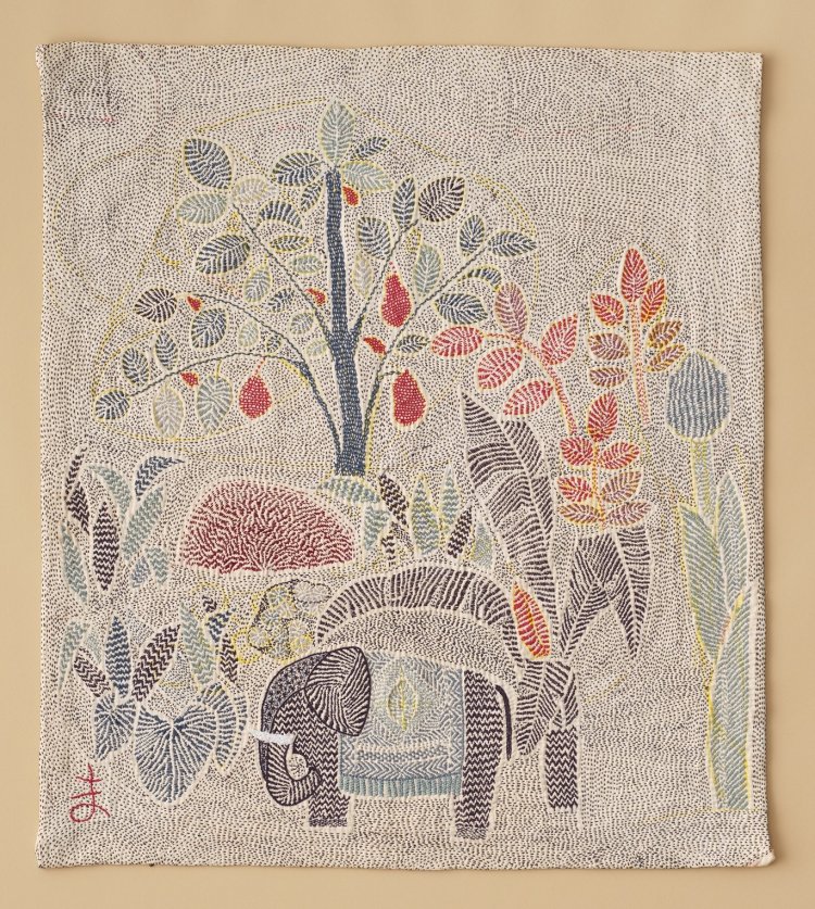 望月真理《象は森の王様》2020年頃 個人蔵。