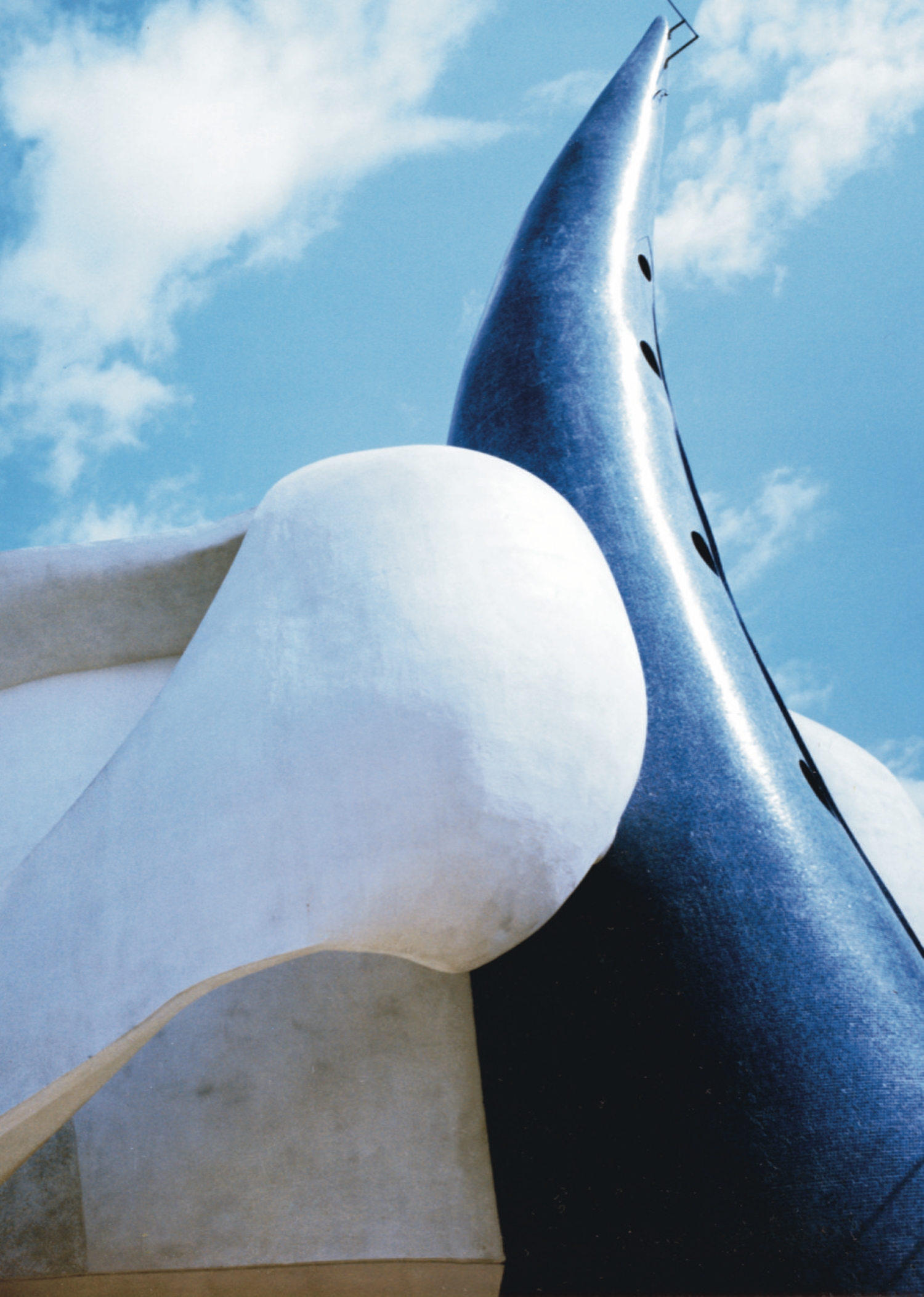 ①メインビジュアルb