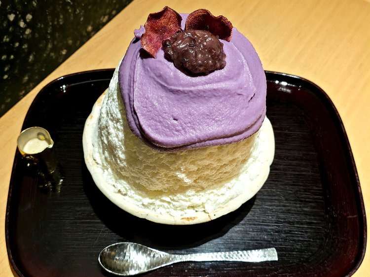 期間限定 紫芋子2950円。