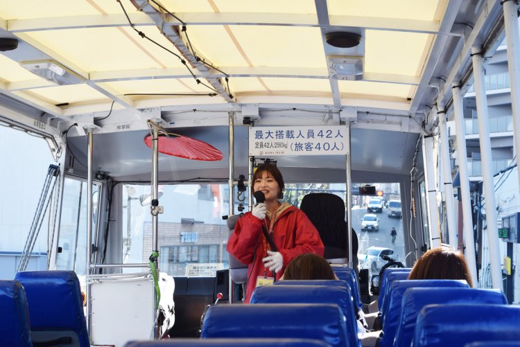 めいめいさんのトークが楽しい車内。