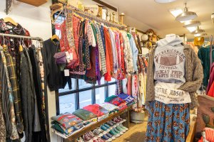 高円寺　AiLeen by GROGGROG