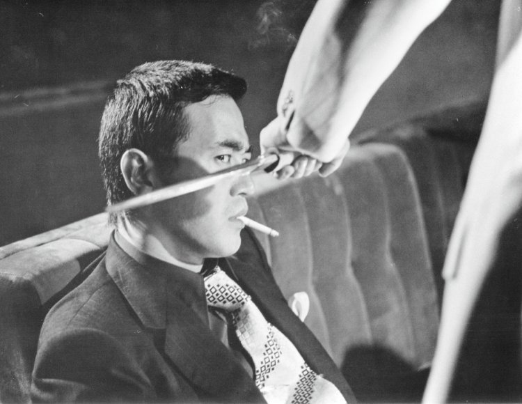 『鉄砲玉の美学』（1973年  監督・中島貞夫 出演・渡瀬恒彦ほか）2月28日（土）19時～・3月19日（木）19時～。