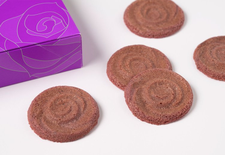 東京ロージアサブレ（ブルーベリー）16個入り1944円。