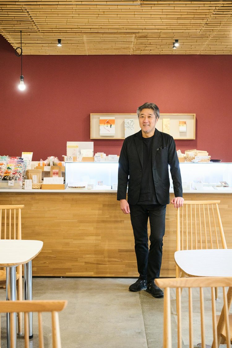 2022年に喫茶併設の店舗に移転。