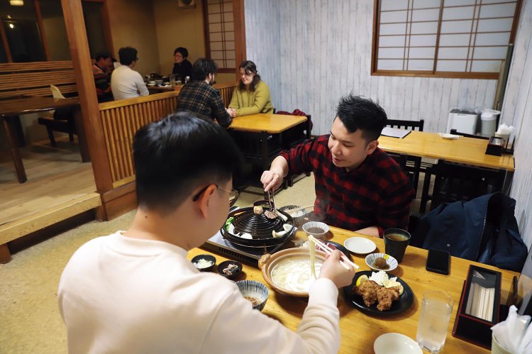 外国人客も多い。