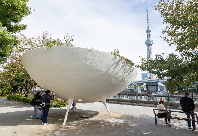 隅田公園にパラボラアンテナ!? 実は「グリーン・プラネット」なる作品。