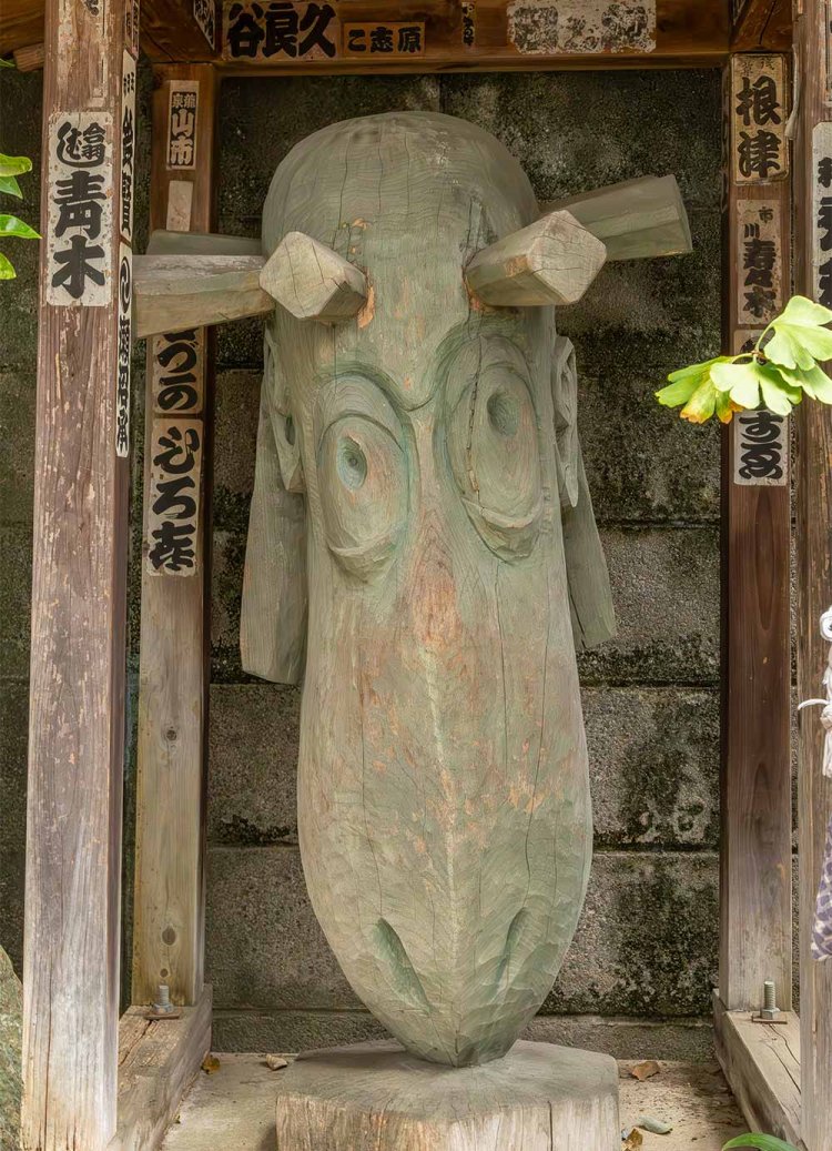 境内にあるかっぱのきーちゃん像。