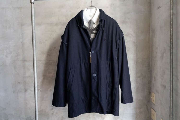 マリンスポーツ愛好者向けのイタリア製ウールジャケット。4万2500円。