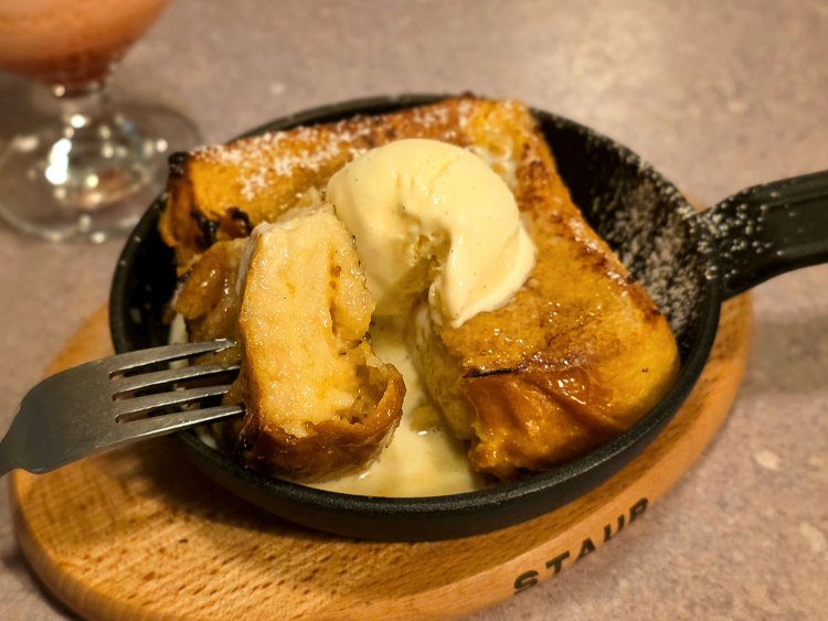 35黒猫原宿表参道