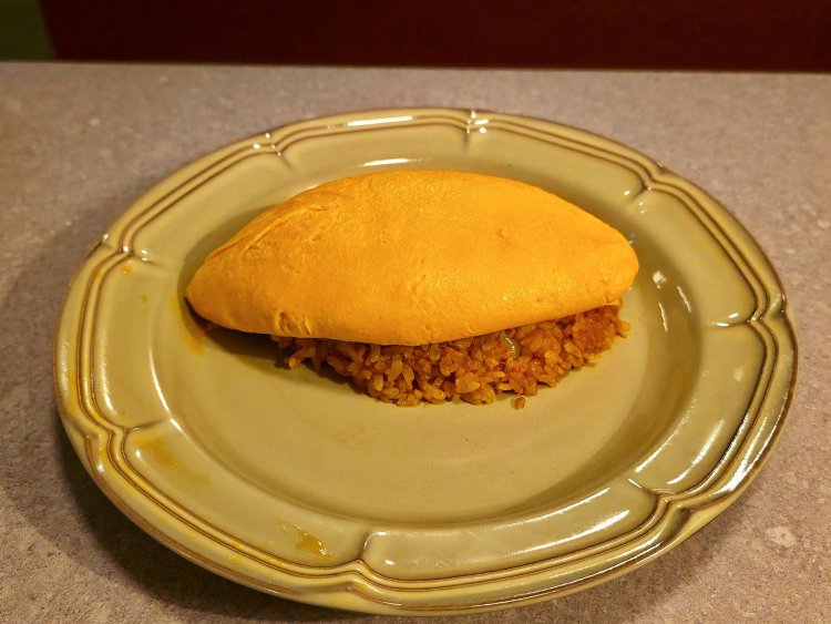 ダブルチーズハンバーグオムライス2396円。