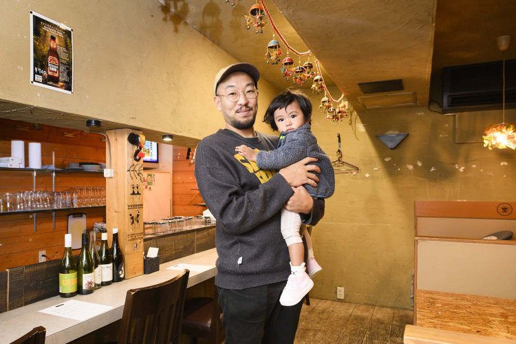 店主の冨永さん。