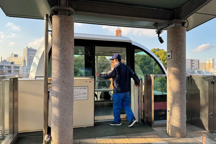 発車から2分でもう山頂駅に到着！