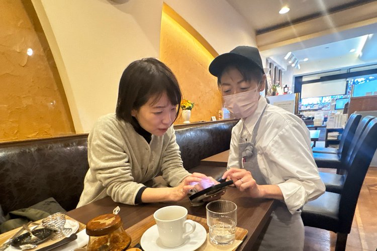 地元出身のお店の方に西側のおススメを聞くことができた。