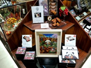 黒猫スイーツ散歩手土産編