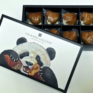 【上野駅限定】ワインと味わう大人のフィナンシェ『FRIANDS GALLERY』のパンダフィナンシェ～黒猫スイーツ散歩 手土産編～