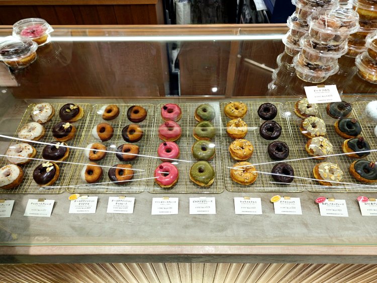 黒猫スイーツ散歩手土産編